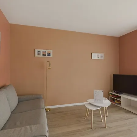 Holiday home Maison Pour 6 Personnes A