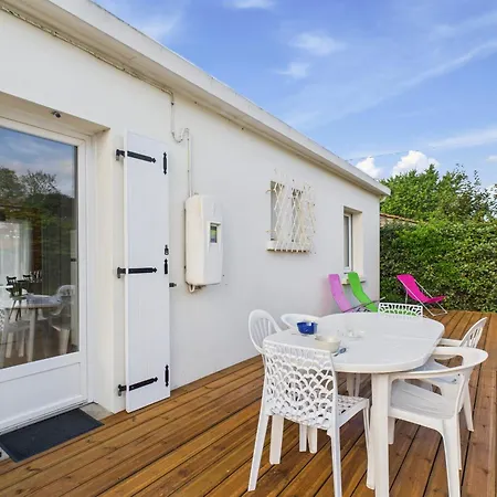 Holiday home Maison Pour 6 Personnes A